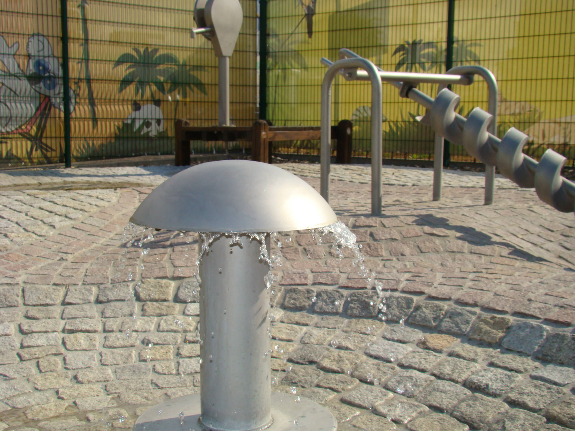 Wasserspielplatz im Aussenbereich
